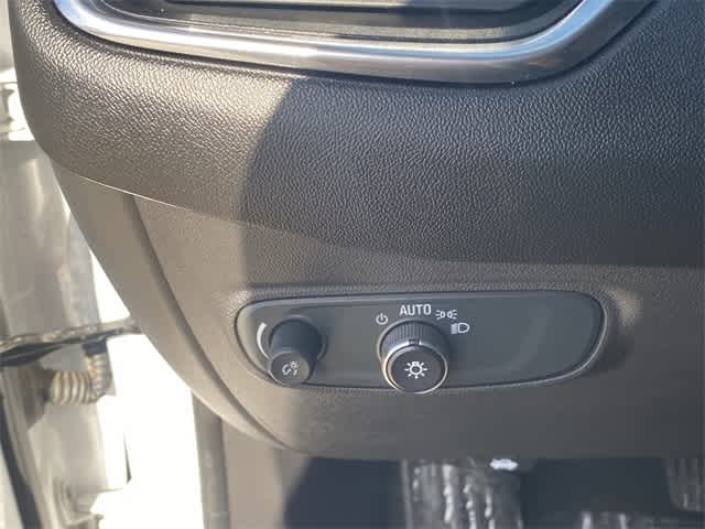 2023 Chevrolet Equinox LT 33