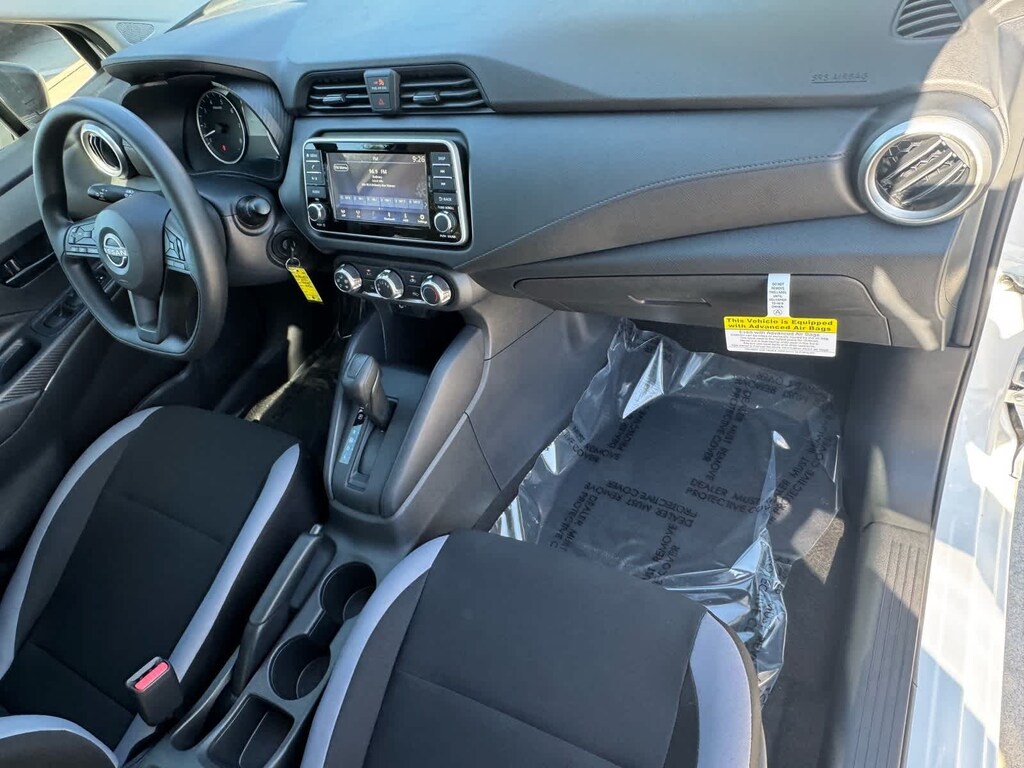 New 2025 Nissan Versa 1.6 S Sedan