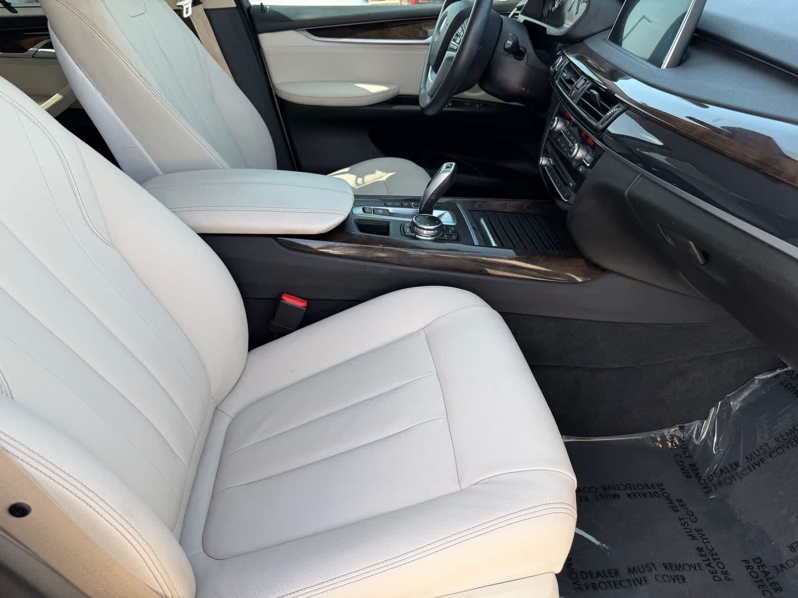 Thumbnail: 2015 BMW X5 - 12
