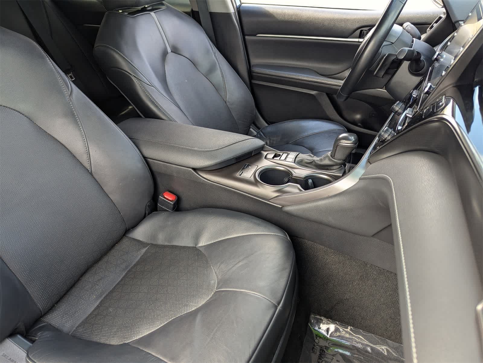 Thumbnail: 2023 Toyota Camry - 11