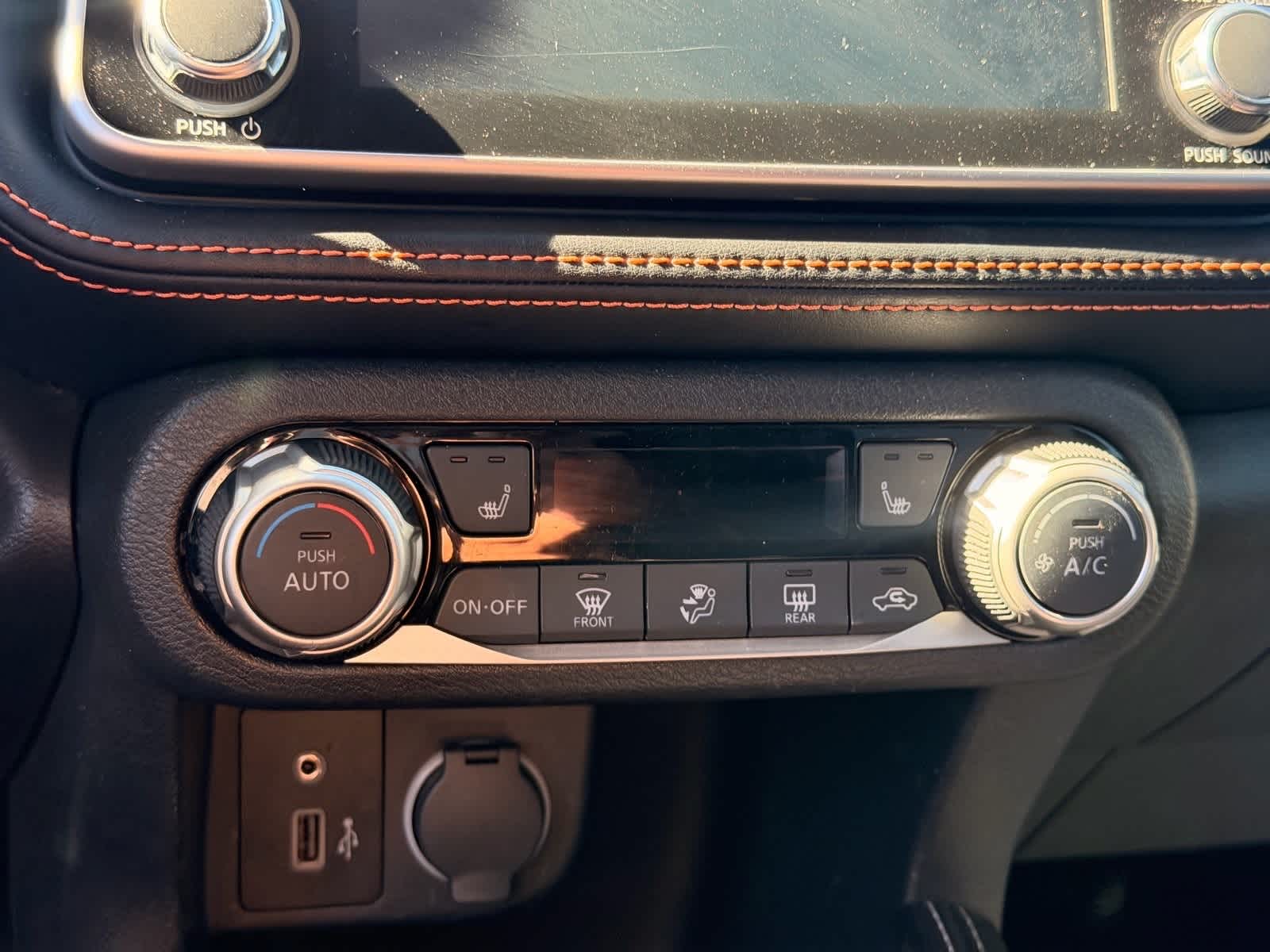 Thumbnail: 2018 Nissan Kicks - 19