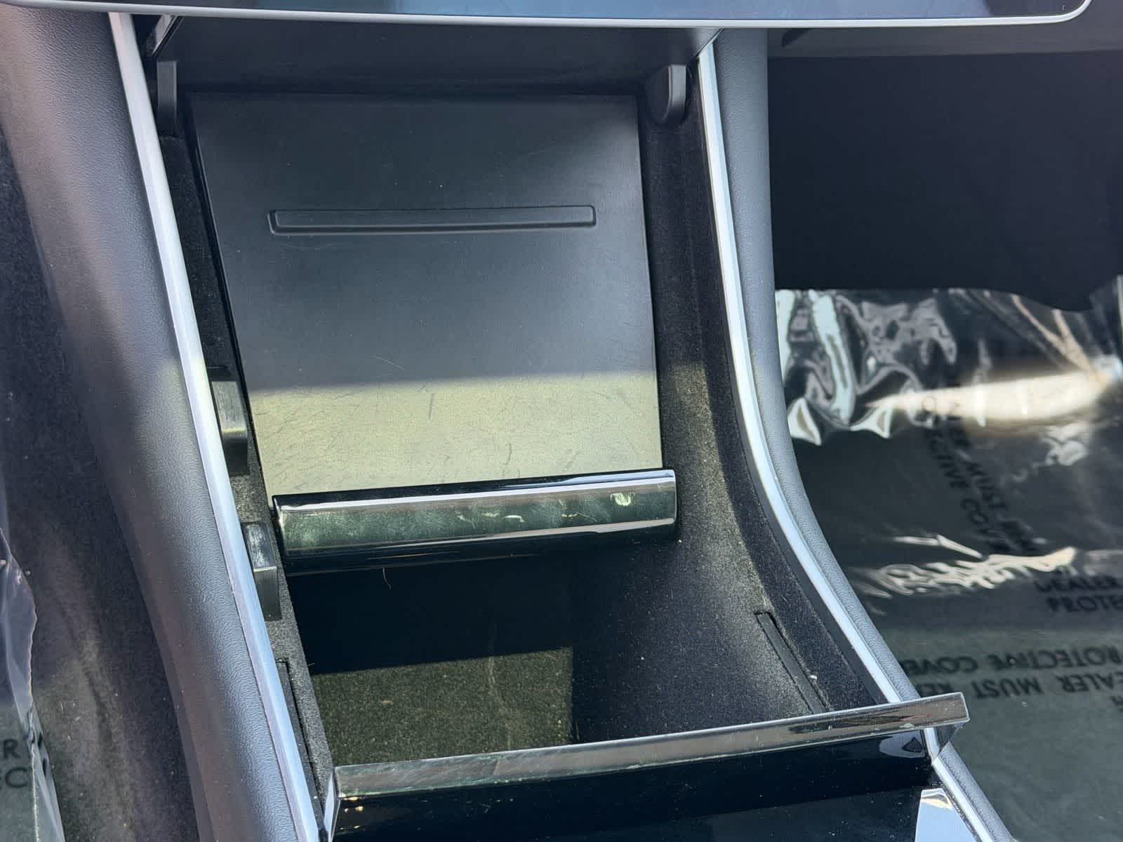 Thumbnail: 2020 Tesla Model 3 - 28