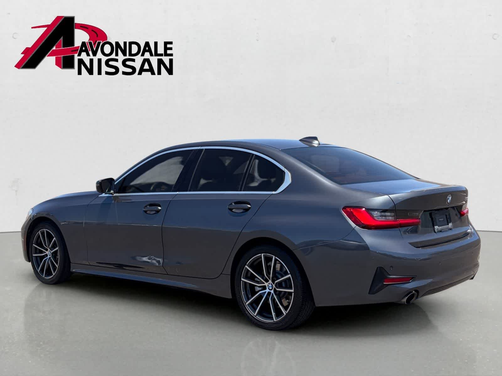 Thumbnail: 2020 BMW 3 Series - 3