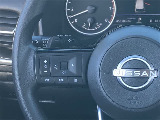 2023 Nissan Rogue SV 21