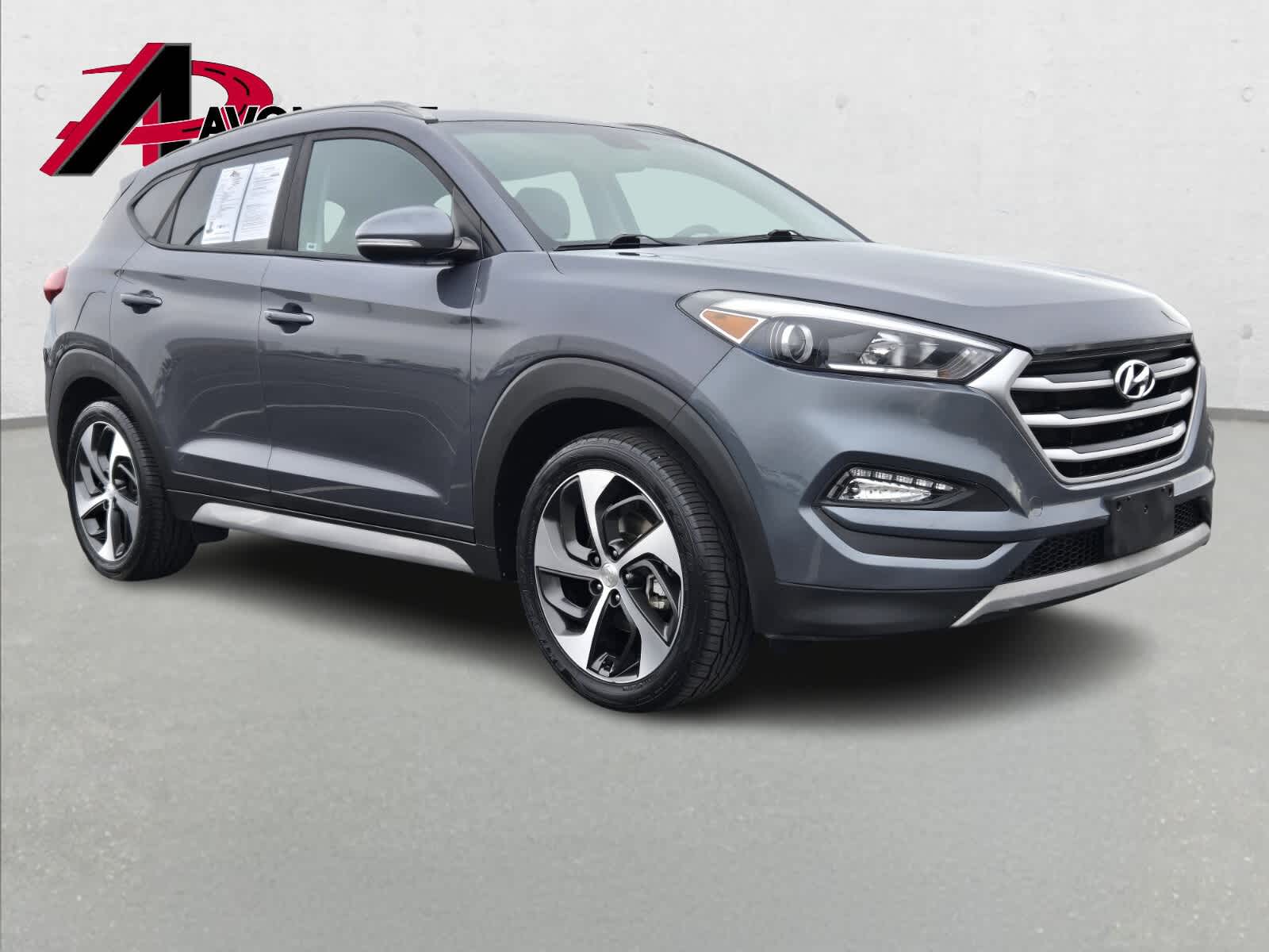 Thumbnail: 2017 Hyundai Tucson - 9