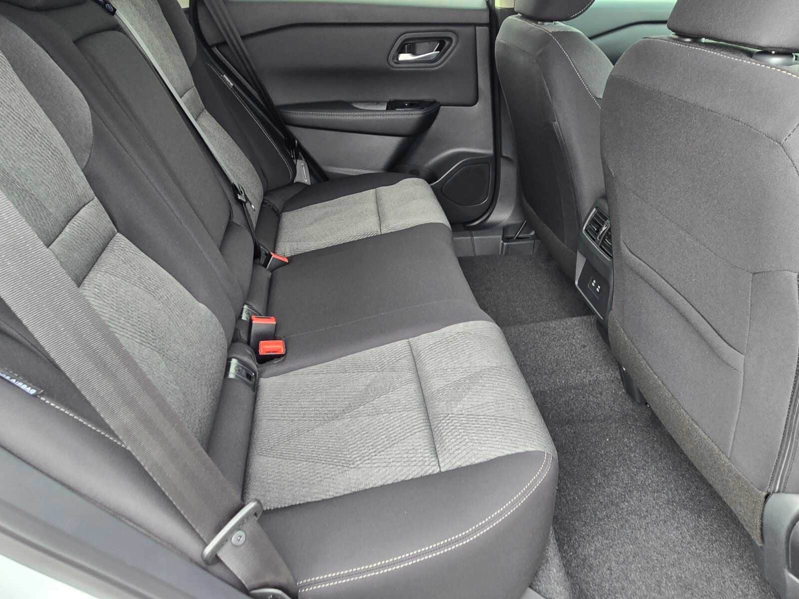 Thumbnail: 2026 Nissan Rogue - 13