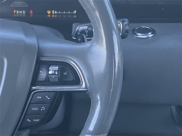 Thumbnail: 2018 Lincoln Navigator - 23
