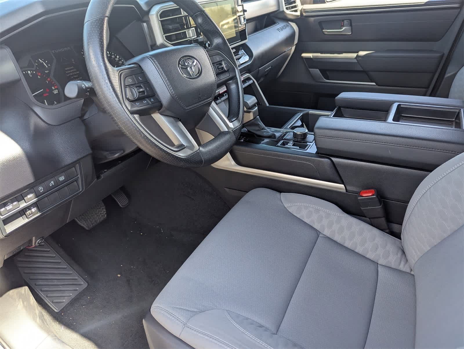 Thumbnail: 2025 Toyota Tundra - 2