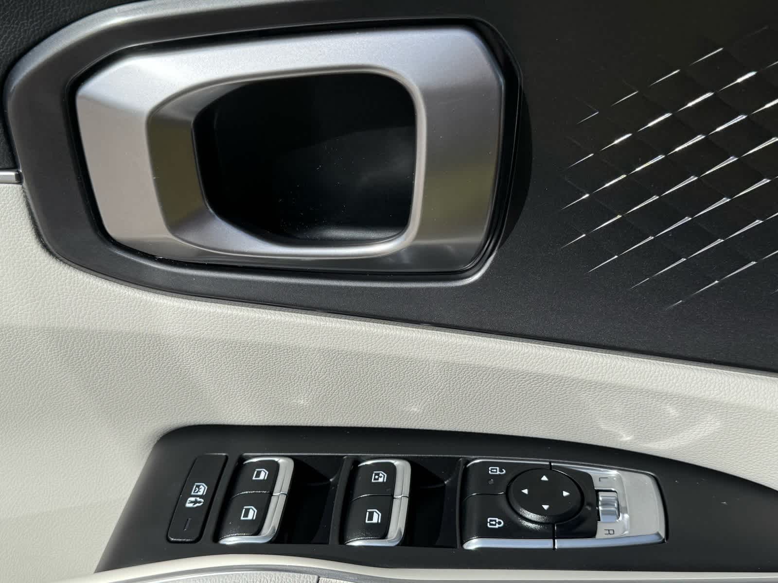 Thumbnail: 2025 Kia Sorento - 21