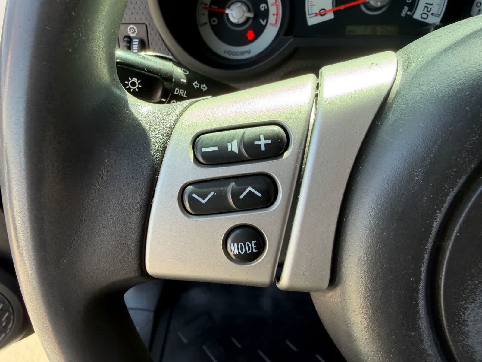Thumbnail: 2014 Toyota FJ Cruiser - 25