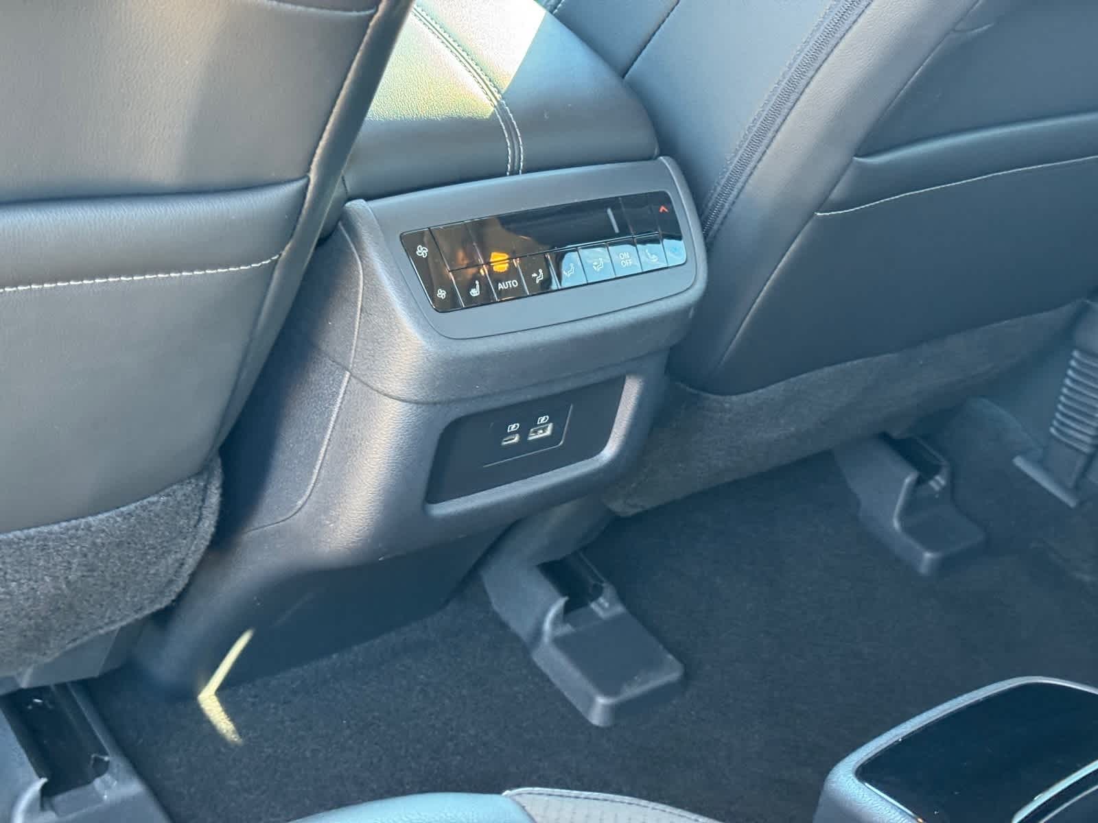 Thumbnail: 2025 Nissan Pathfinder - 12