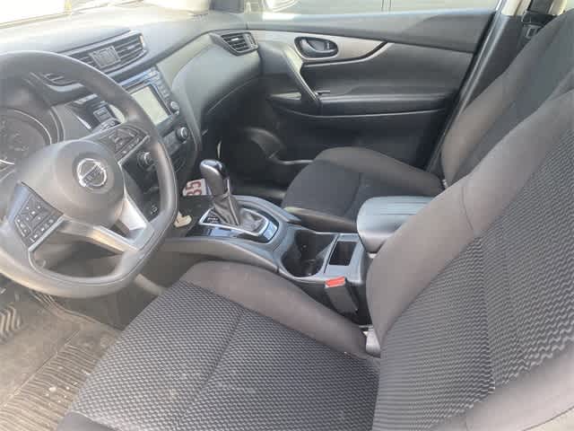 Thumbnail: 2019 Nissan Rogue Sport - 10