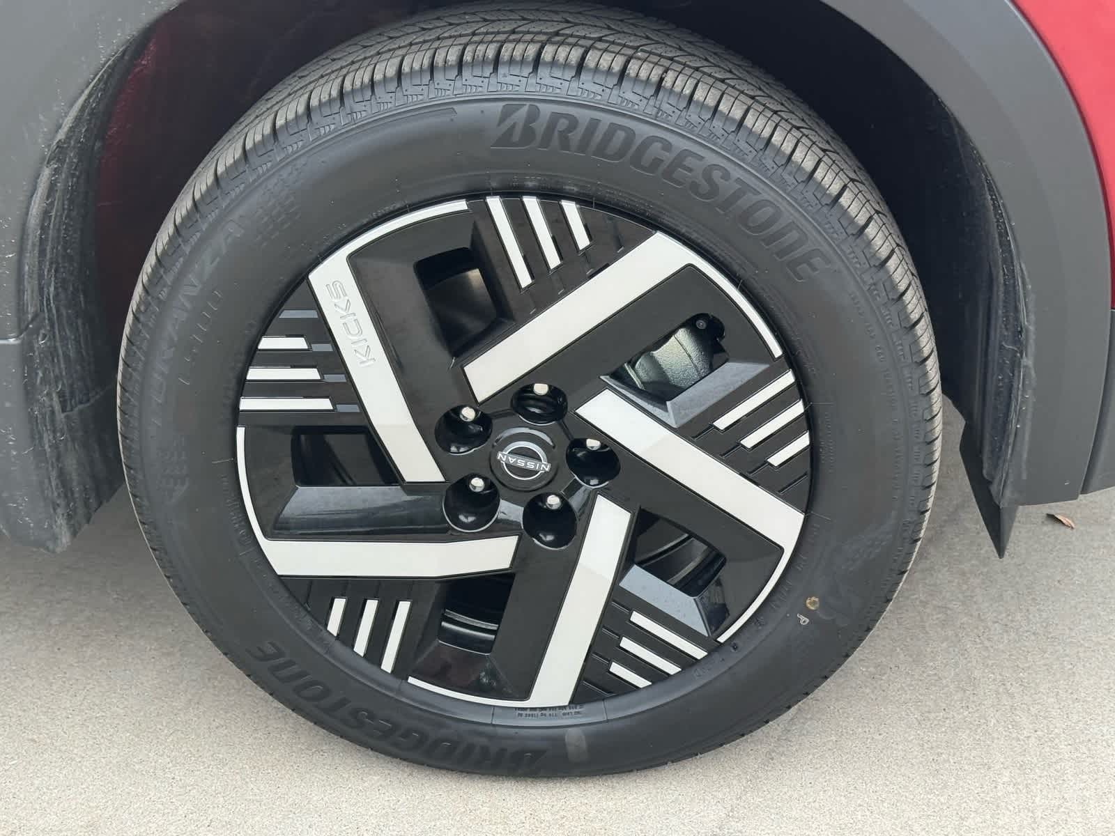 Thumbnail: 2026 Nissan Kicks - 10