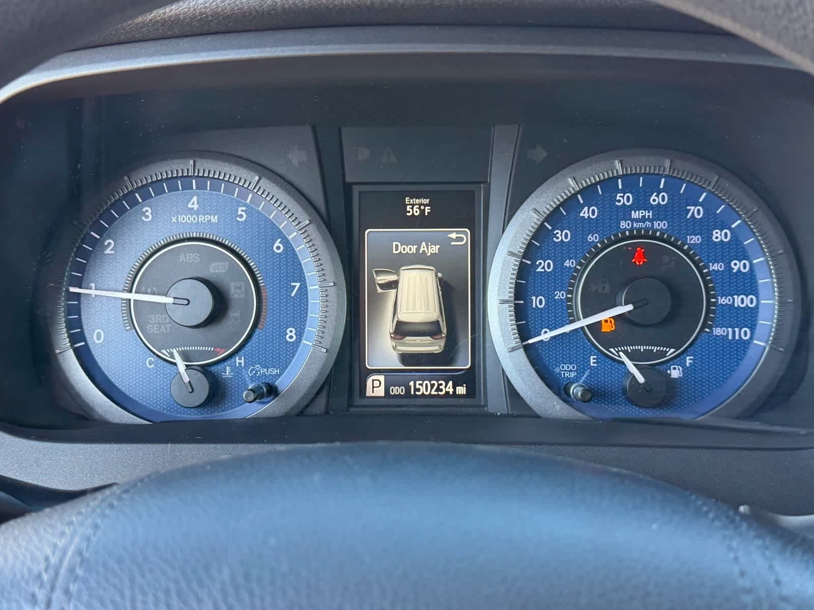 Thumbnail: 2020 Toyota Sienna - 32