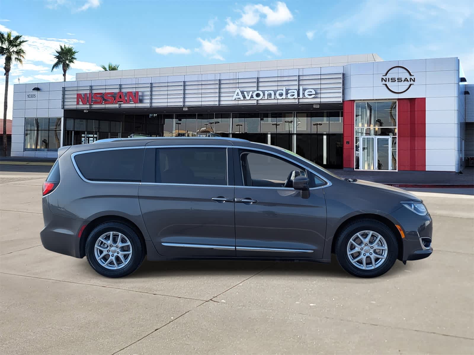 Thumbnail: 2020 Chrysler Pacifica - 7