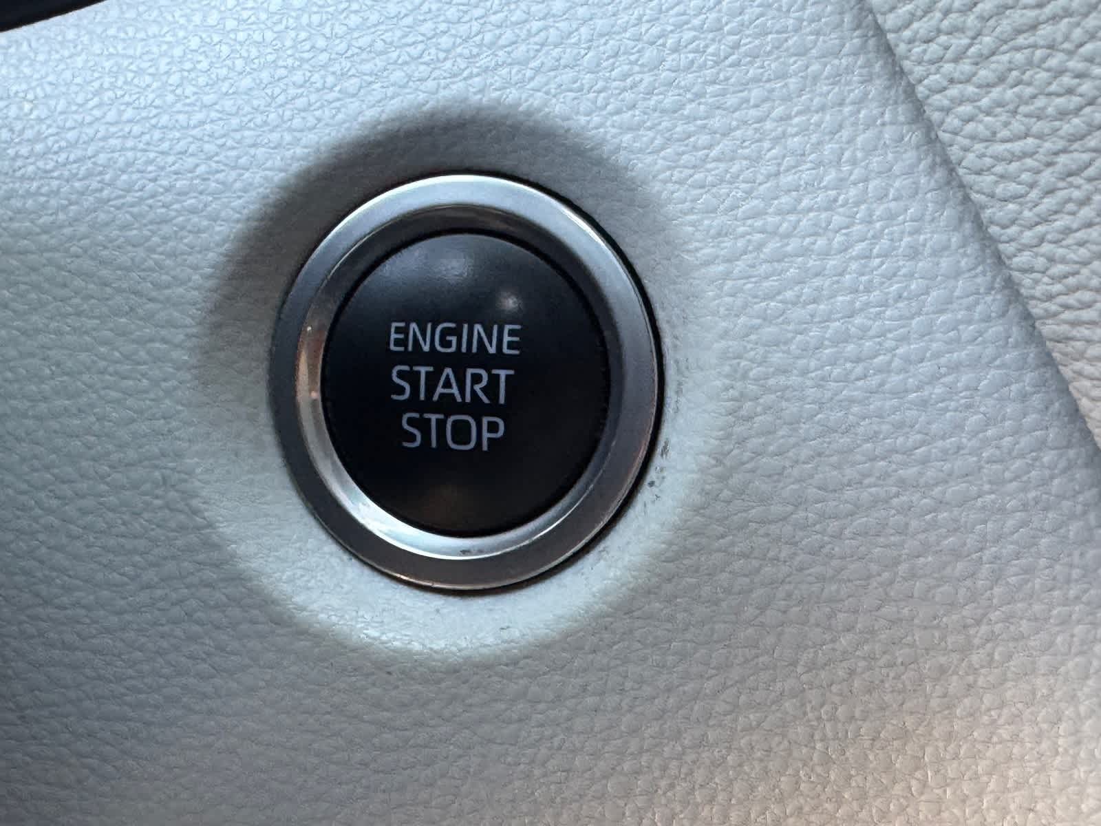 Thumbnail: 2021 Toyota Corolla - 30