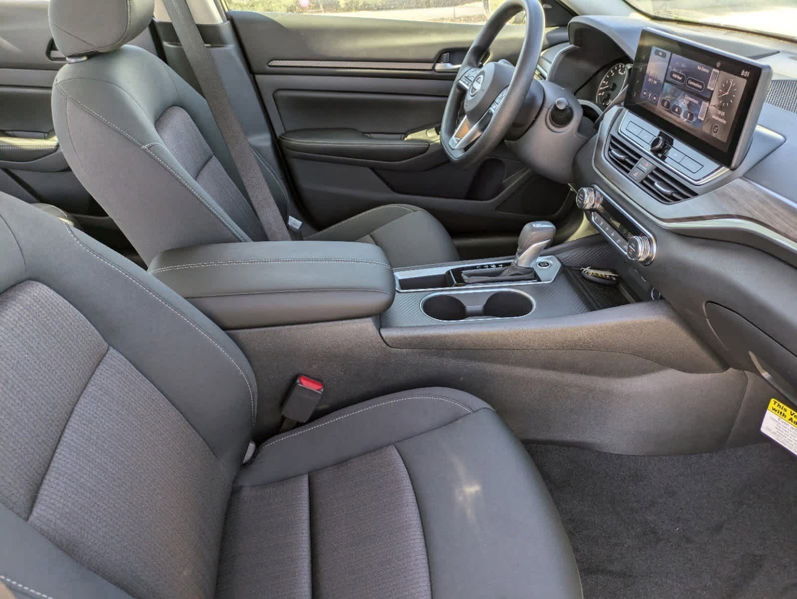 Thumbnail: 2025 Nissan Altima - 12