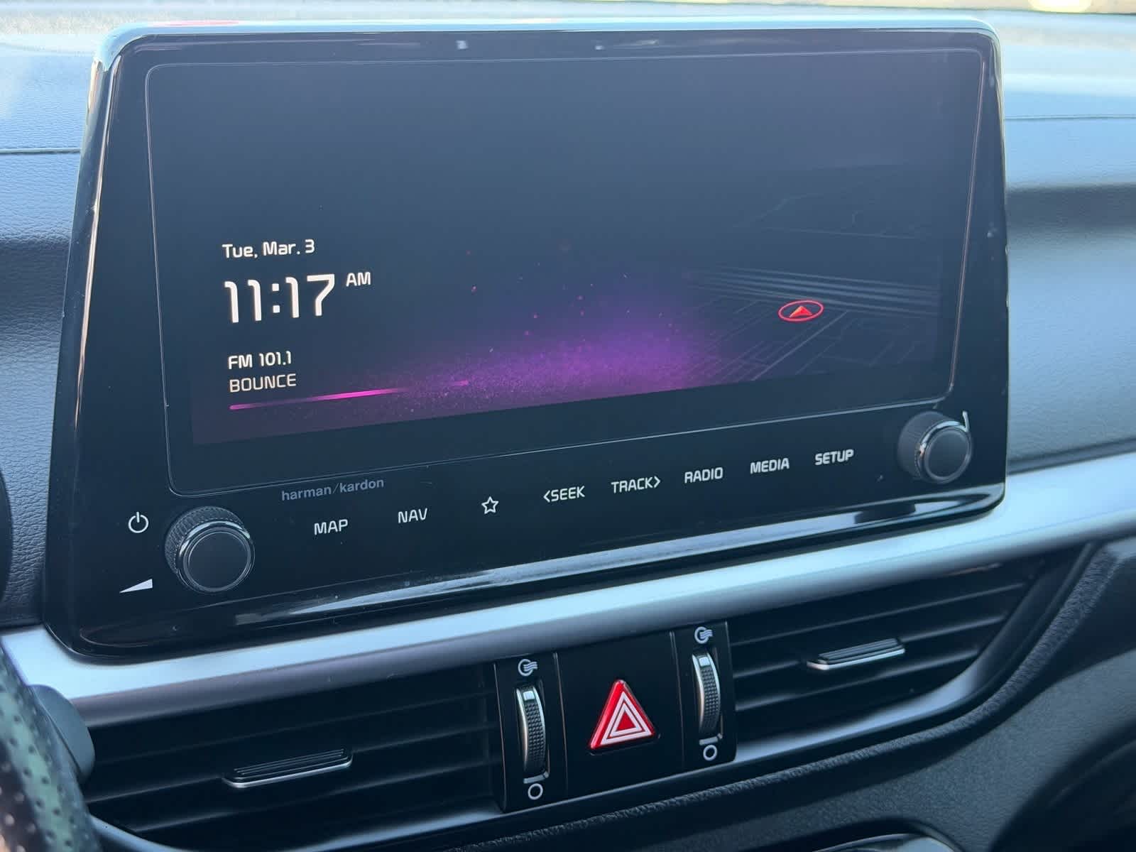 Thumbnail: 2023 Kia Forte - 22