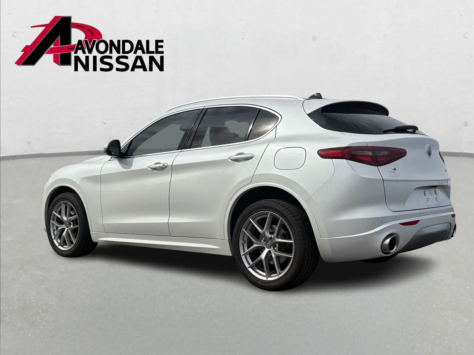 Thumbnail: 2021 Alfa Romeo Stelvio - 4