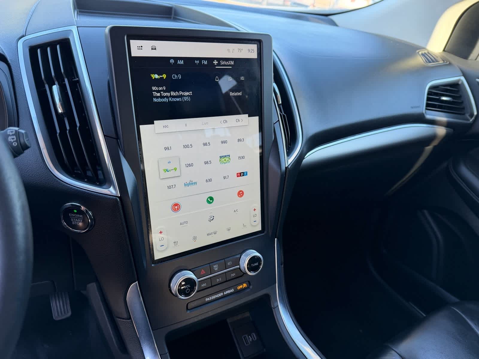 Thumbnail: 2022 Ford Edge - 19