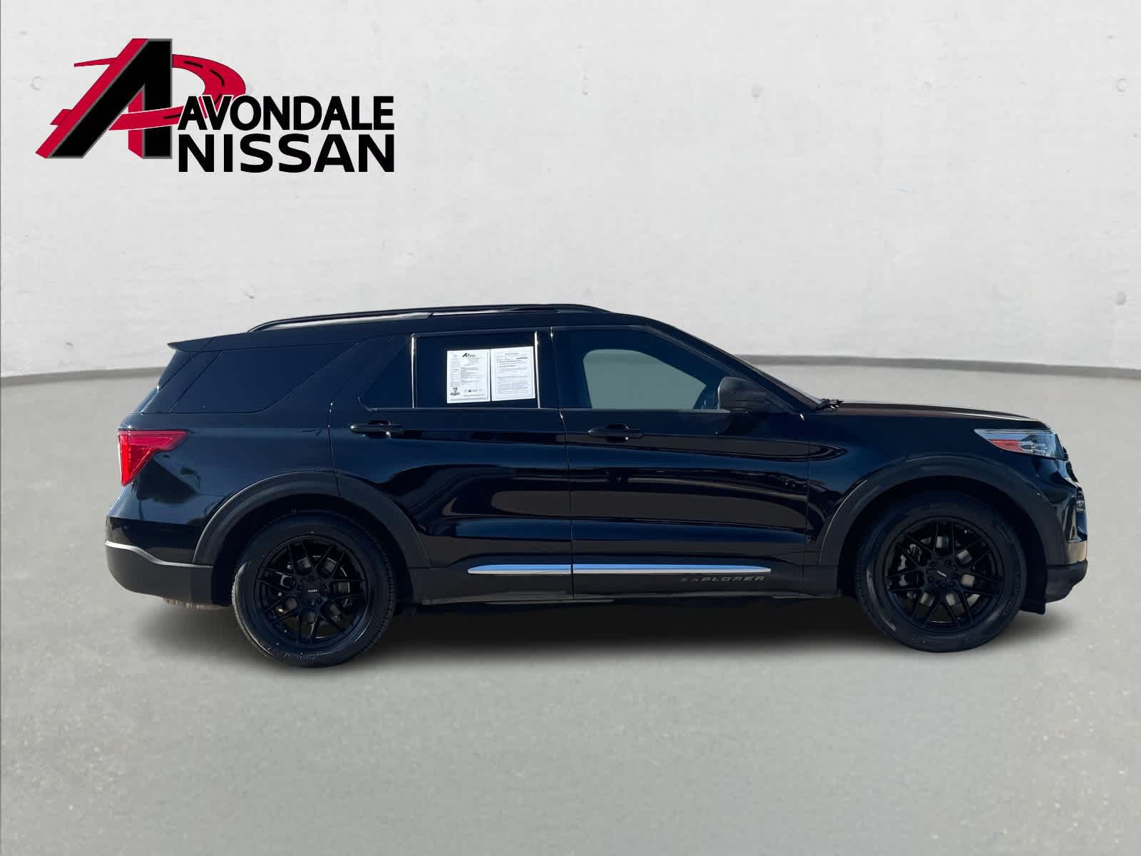 Thumbnail: 2020 Ford Explorer - 8