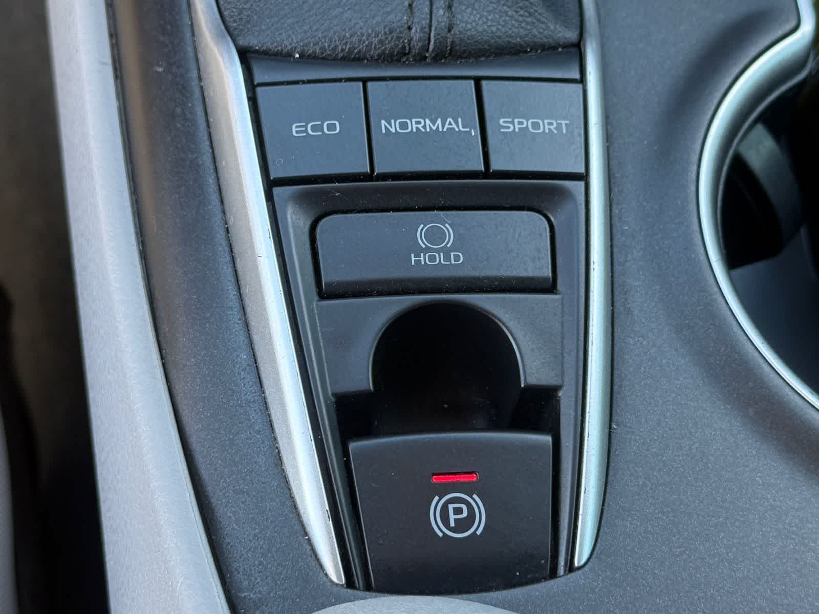 Thumbnail: 2023 Toyota Camry - 25