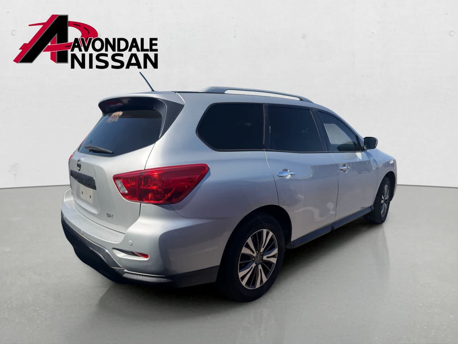 Thumbnail: 2018 Nissan Pathfinder - 3