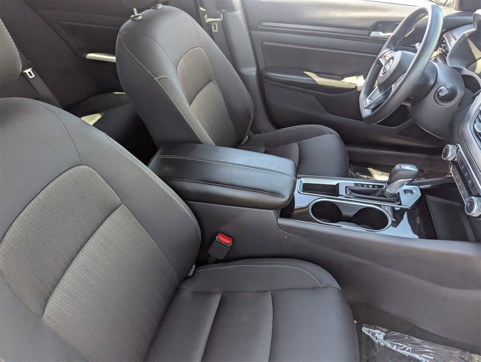 Thumbnail: 2024 Nissan Altima - 10