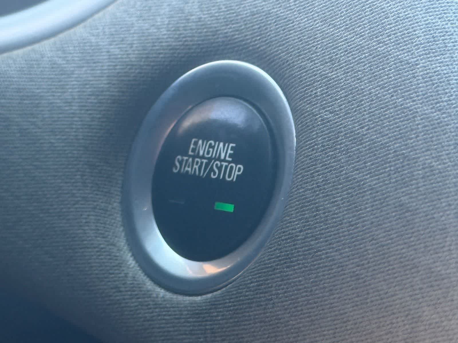 Thumbnail: 2022 Chevrolet Malibu - 17