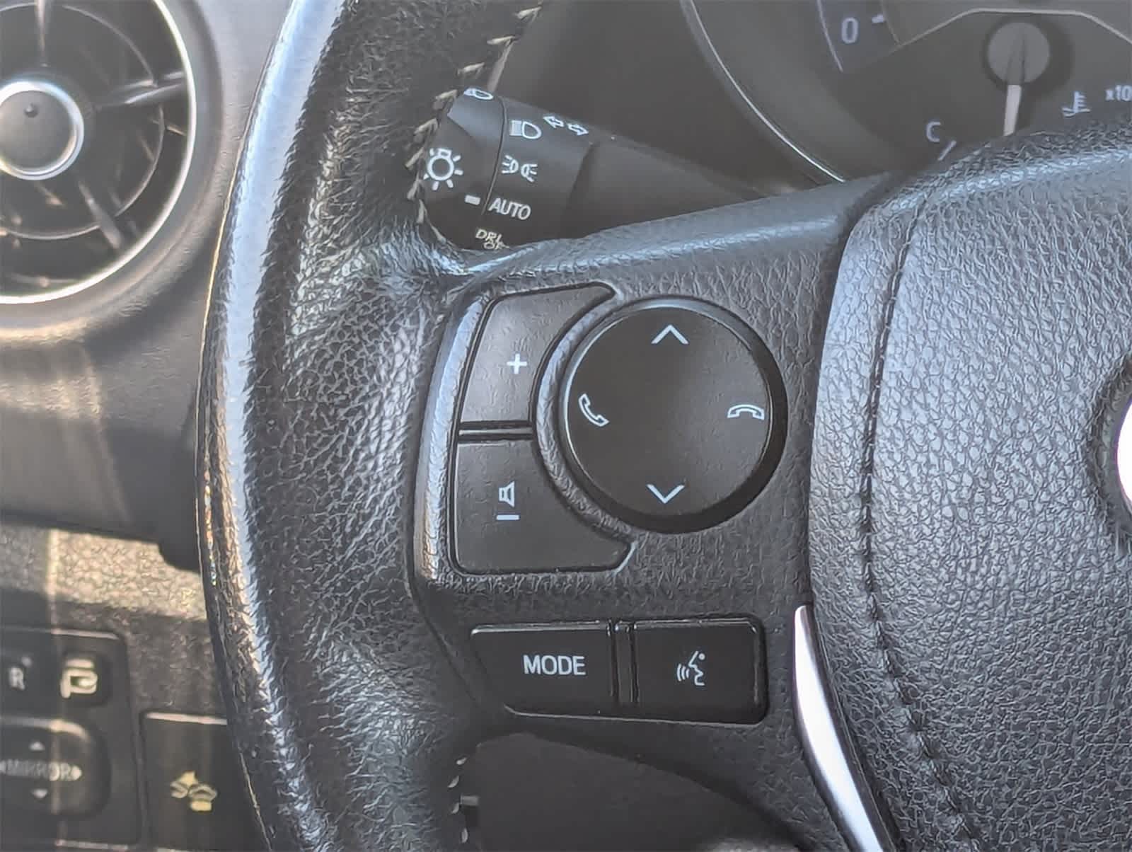 Thumbnail: 2017 Toyota Corolla iM - 21