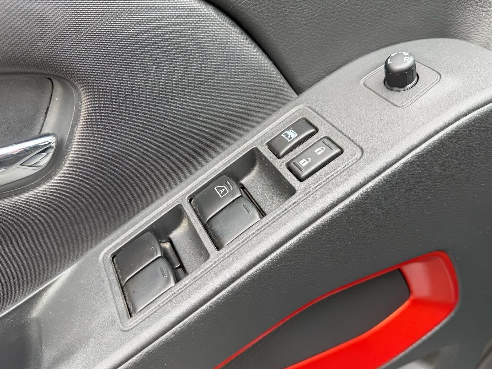 Thumbnail: 2023 Nissan Frontier - 18