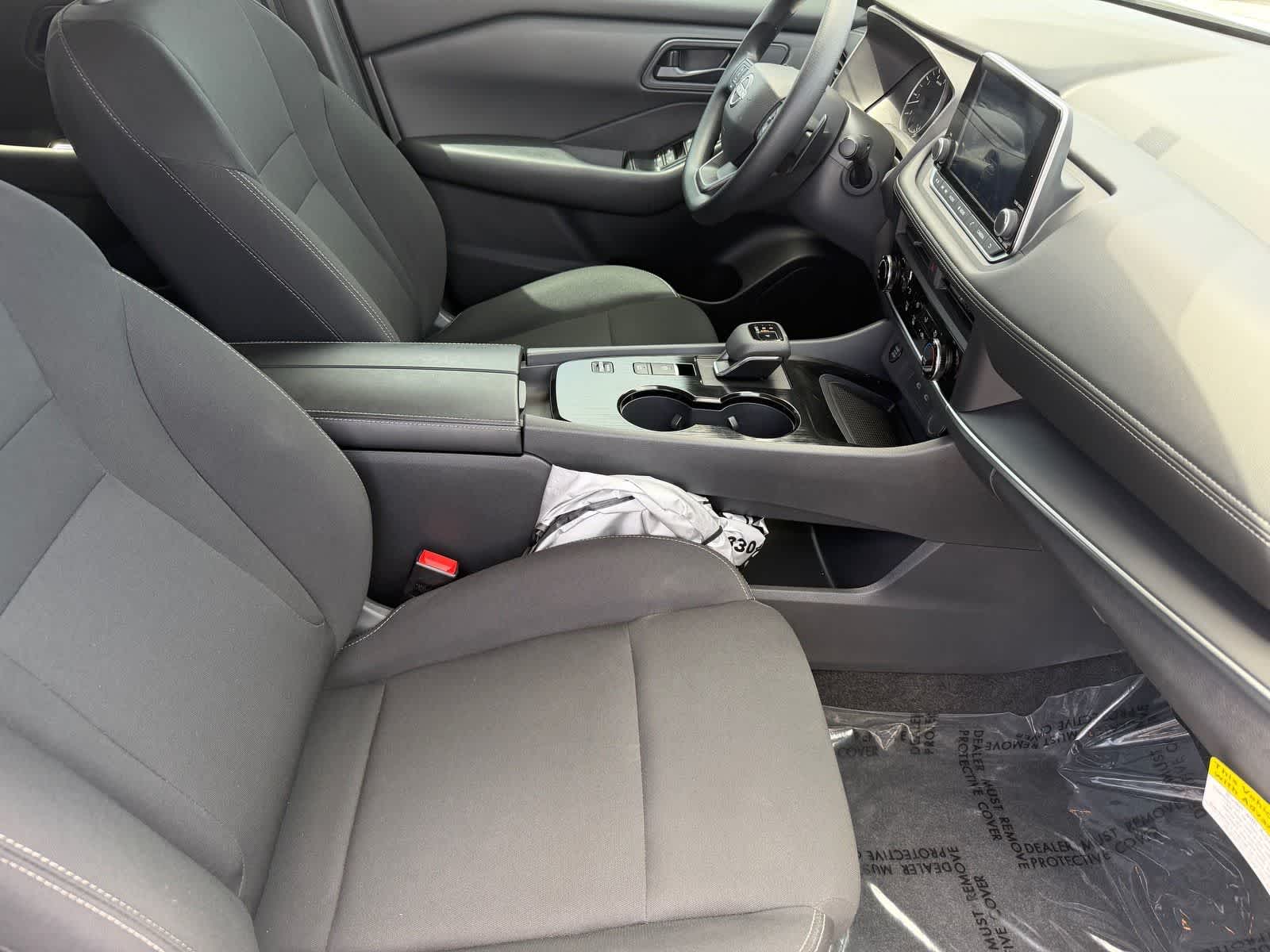 Thumbnail: 2026 Nissan Rogue - 10