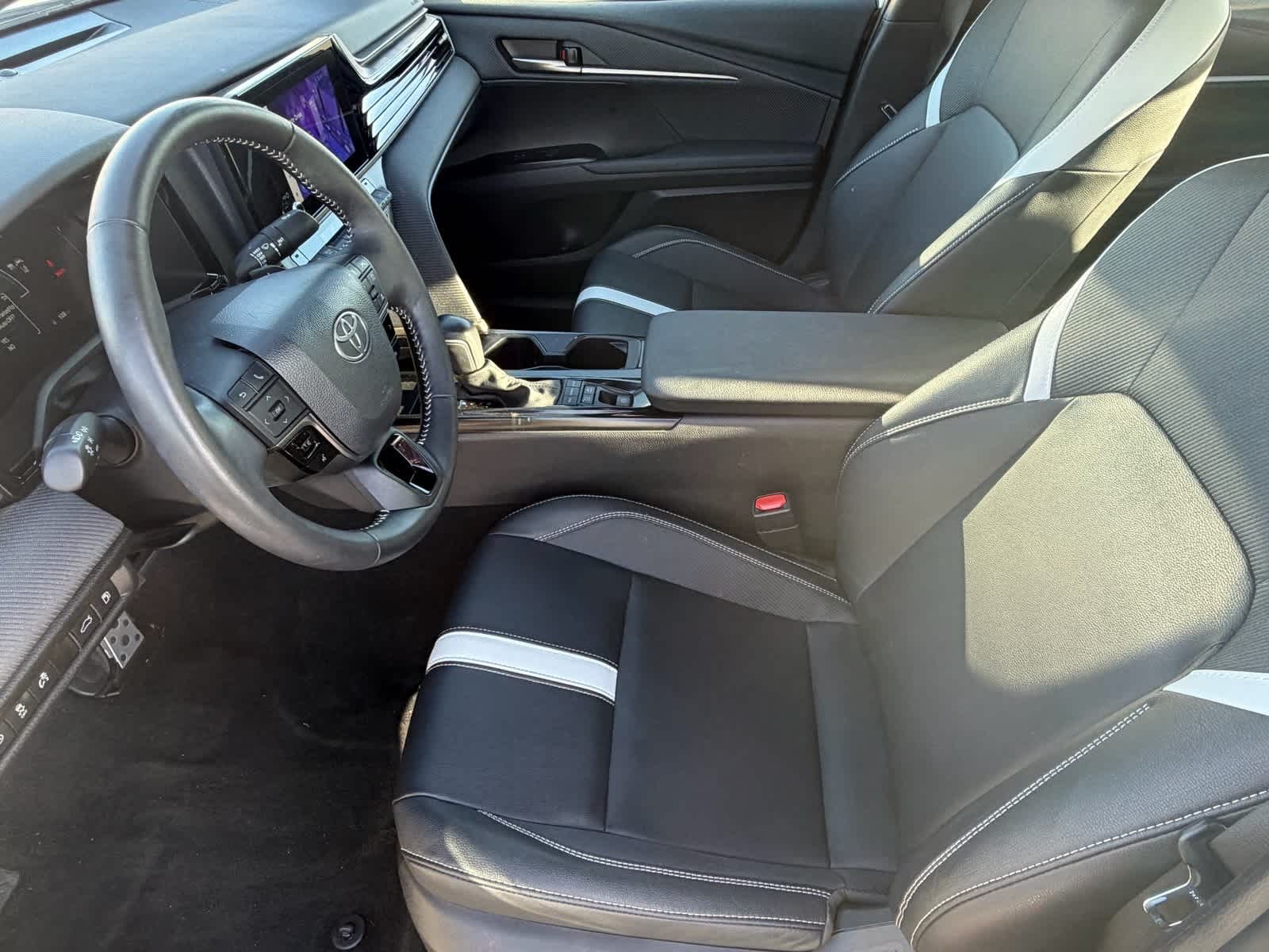 Thumbnail: 2025 Toyota Camry - 15