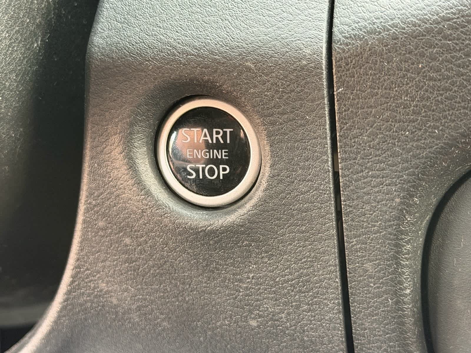 Thumbnail: 2023 Nissan Frontier - 26