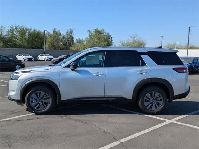 2025 Nissan Pathfinder S 3