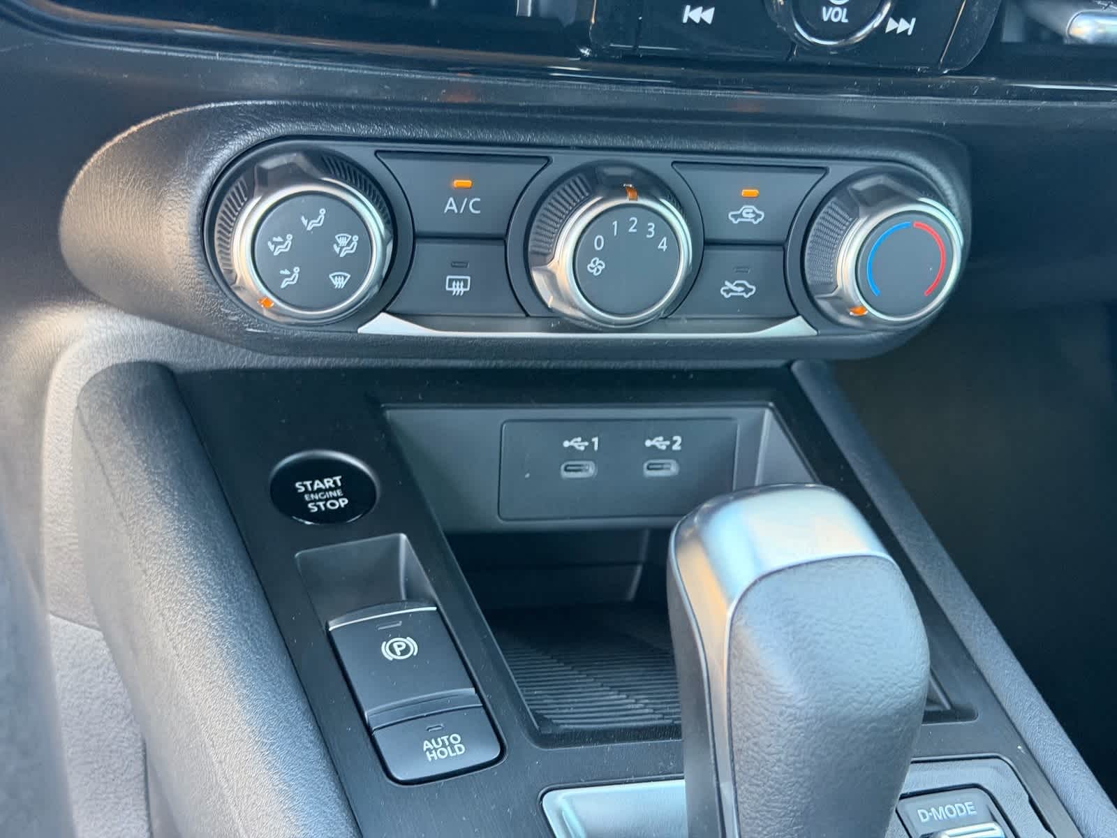 Thumbnail: 2026 Nissan Kicks - 15