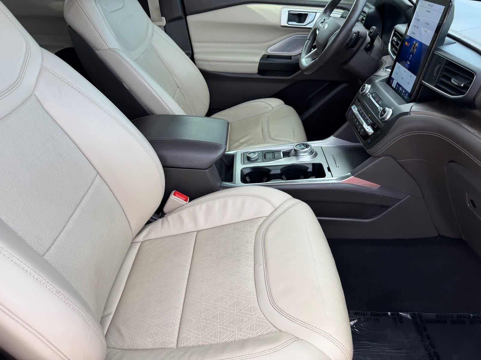 Thumbnail: 2020 Ford Explorer - 10