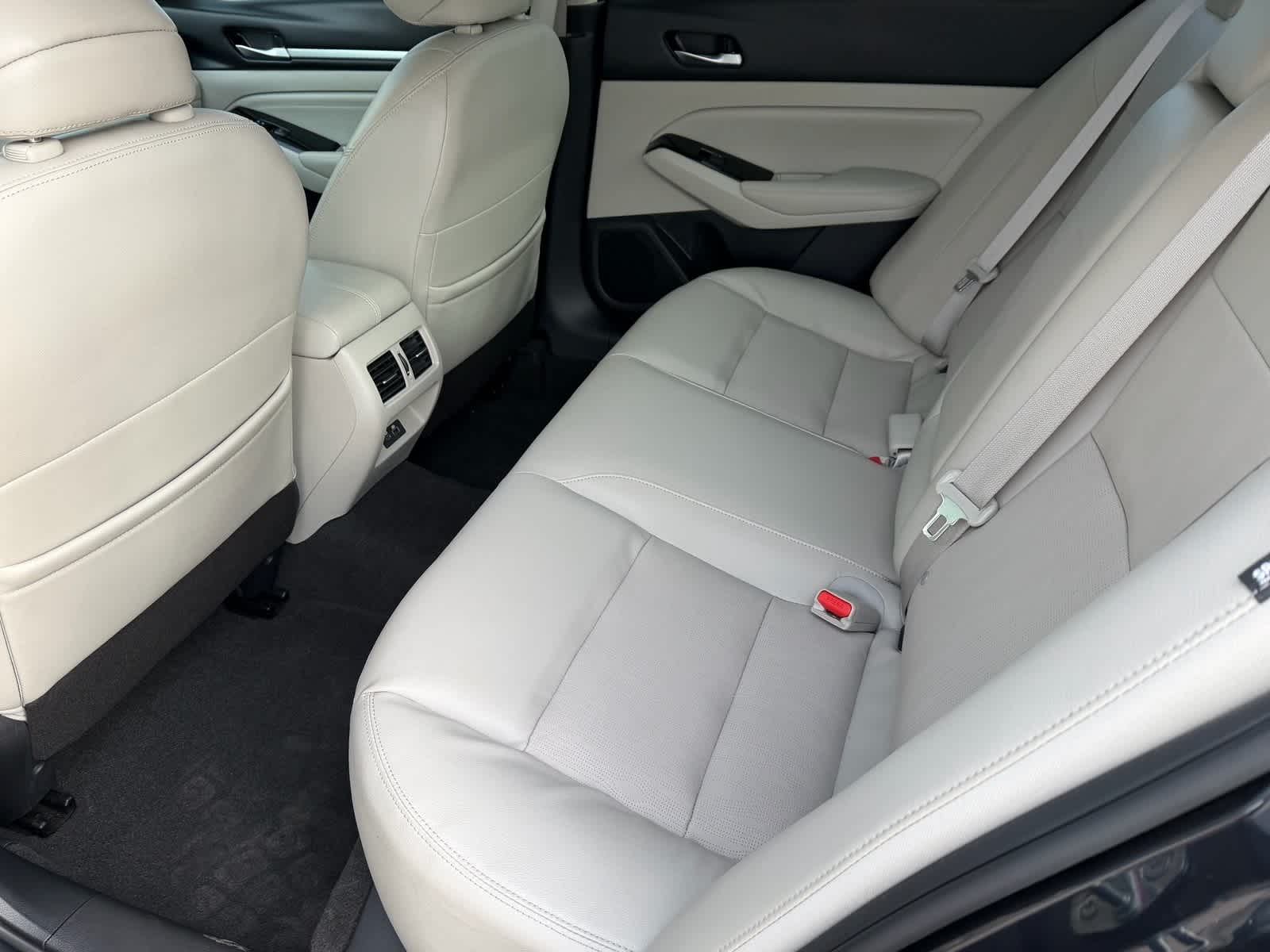 Thumbnail: 2022 Nissan Altima - 16