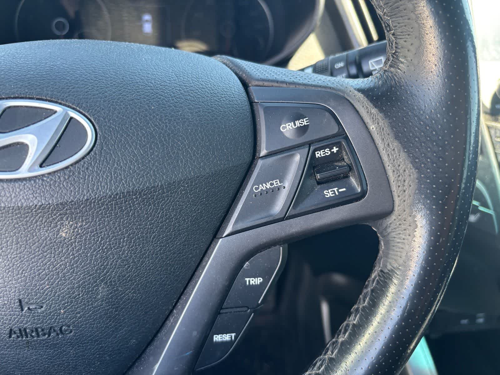 Thumbnail: 2017 Hyundai Veloster - 17