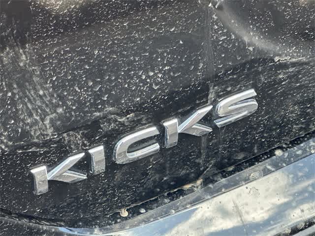 Thumbnail: 2021 Nissan Kicks - 4