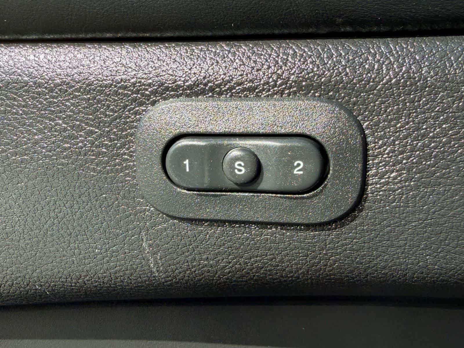 Thumbnail: 2014 Dodge Durango - 15