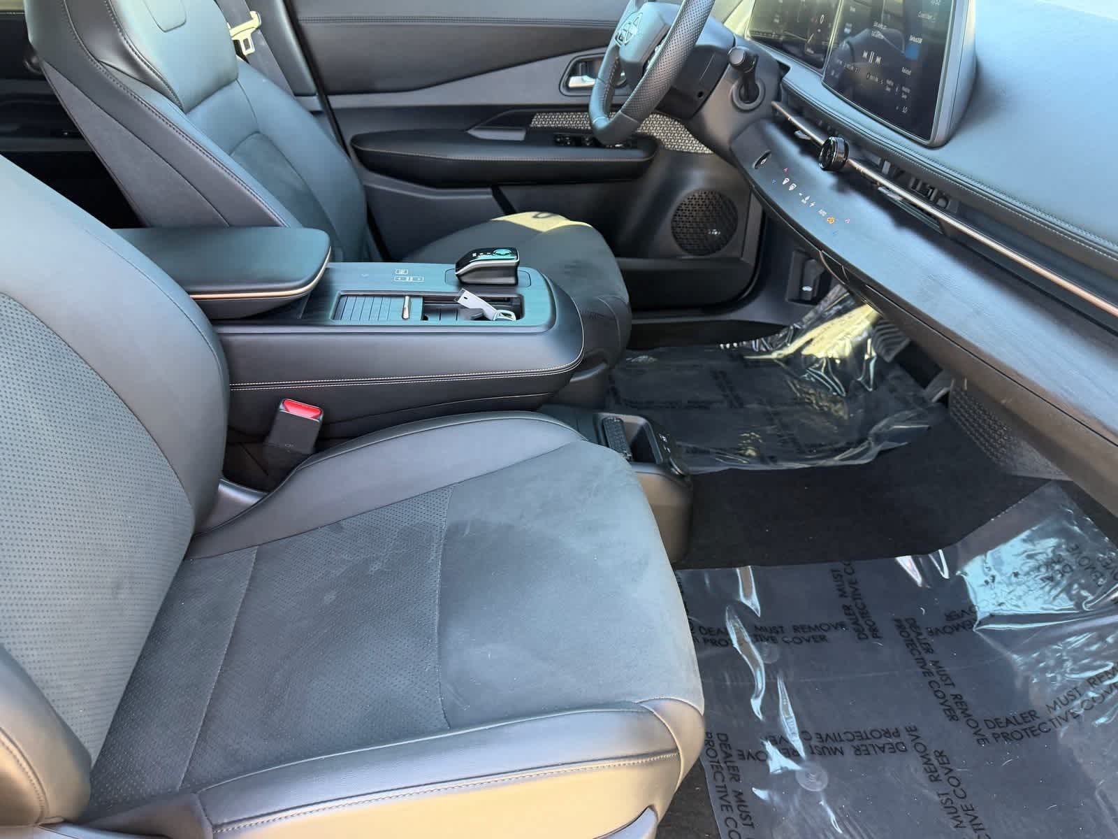 Thumbnail: 2025 Nissan Ariya - 12