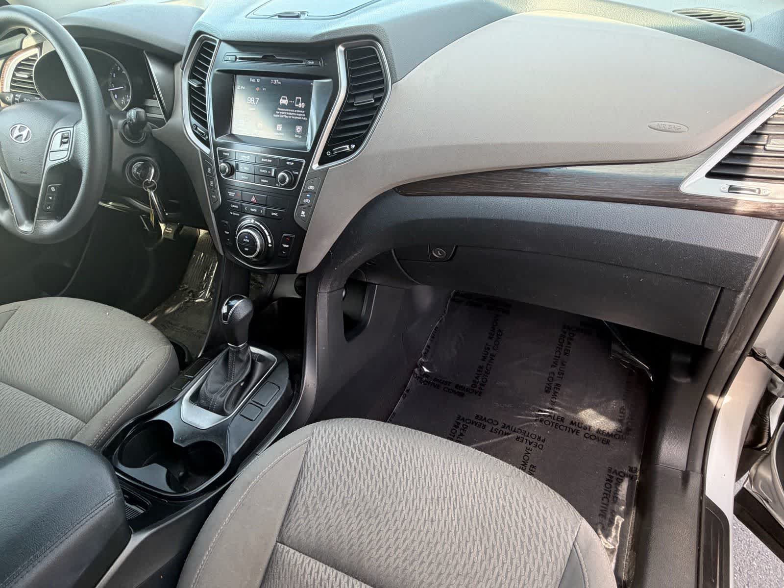 Thumbnail: 2017 Hyundai Santa Fe - 11