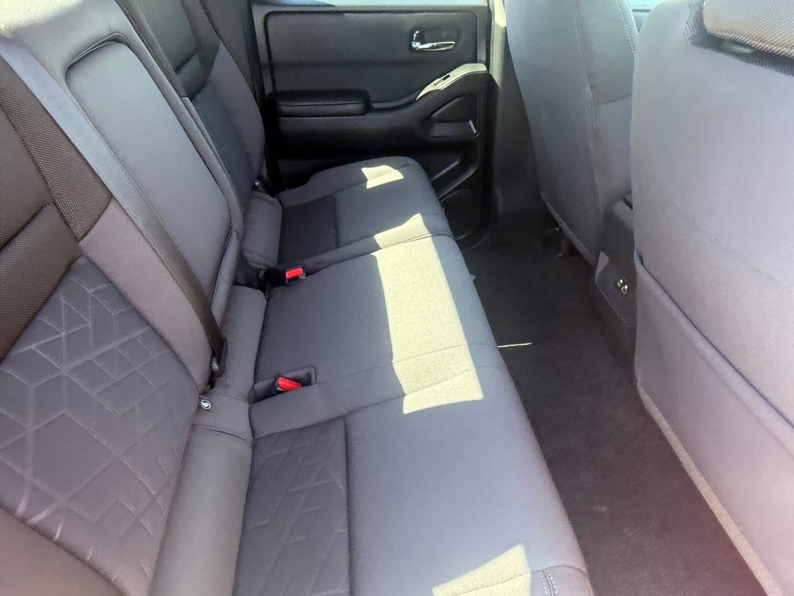 Thumbnail: 2025 Nissan Frontier - 11