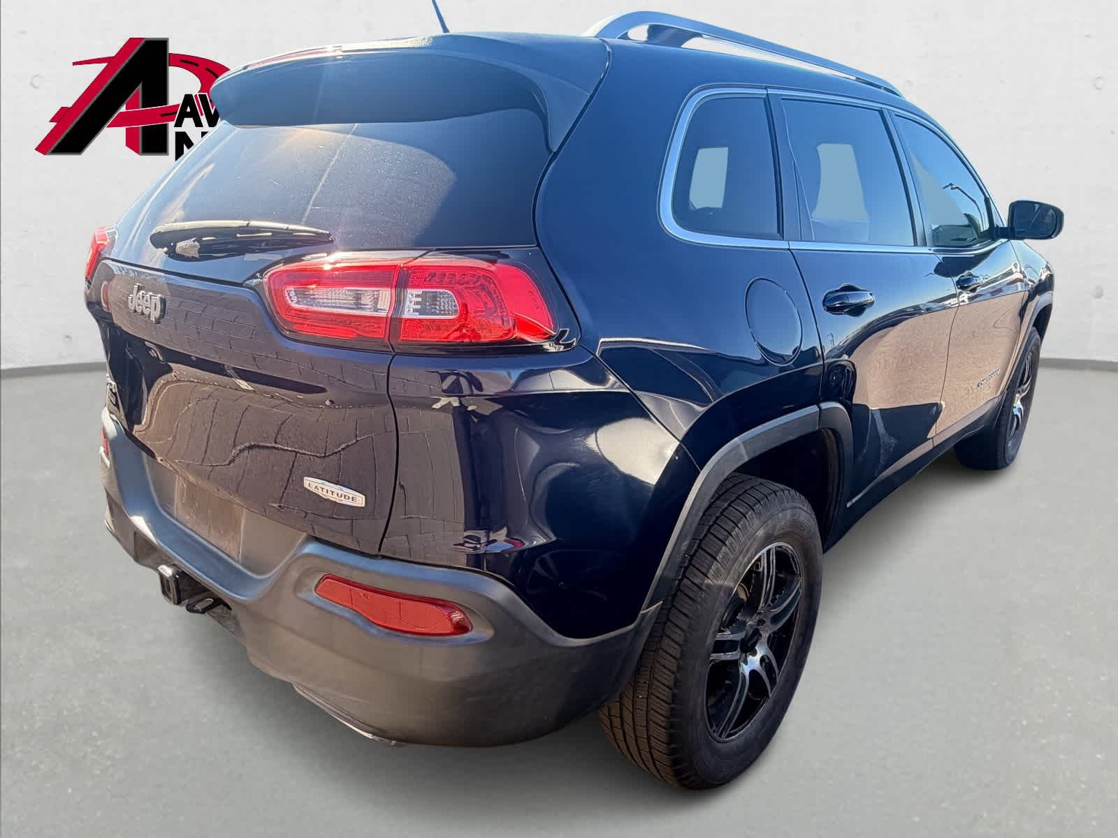 Thumbnail: 2015 Jeep Cherokee - 3