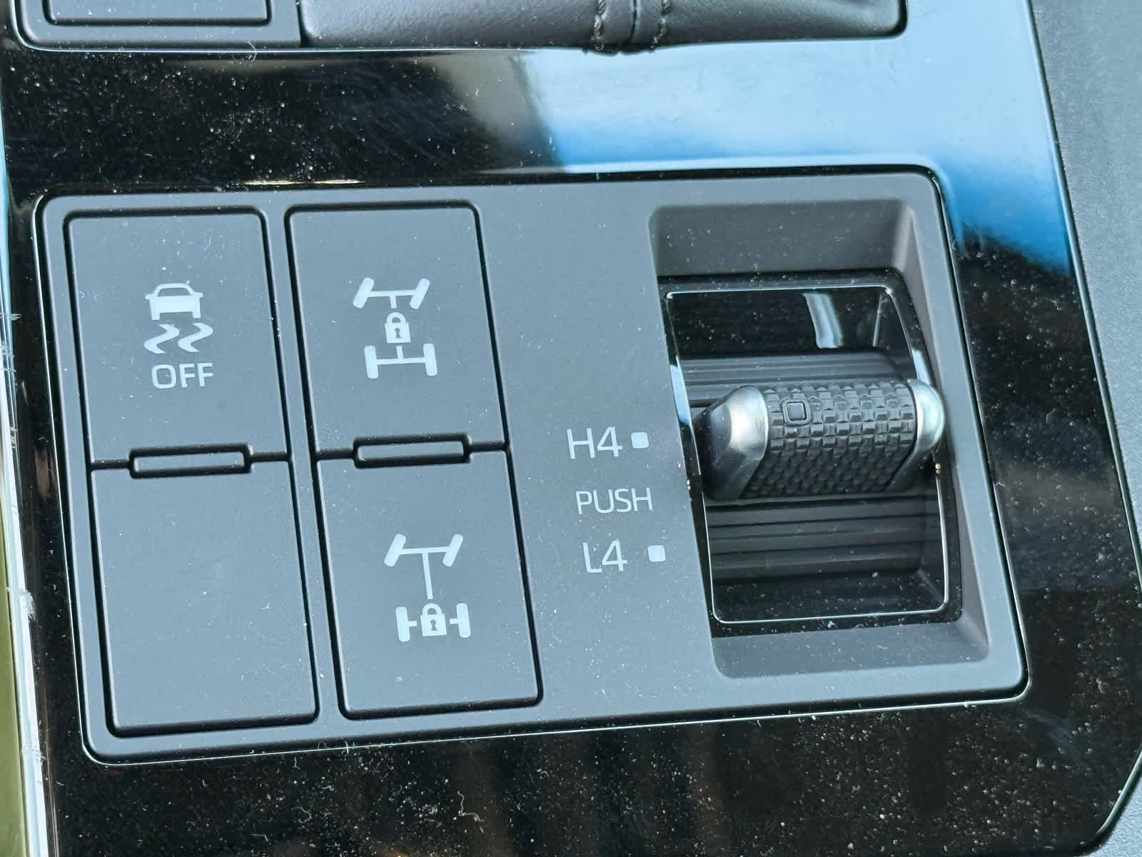 Thumbnail: 2025 Toyota Land Cruiser - 29