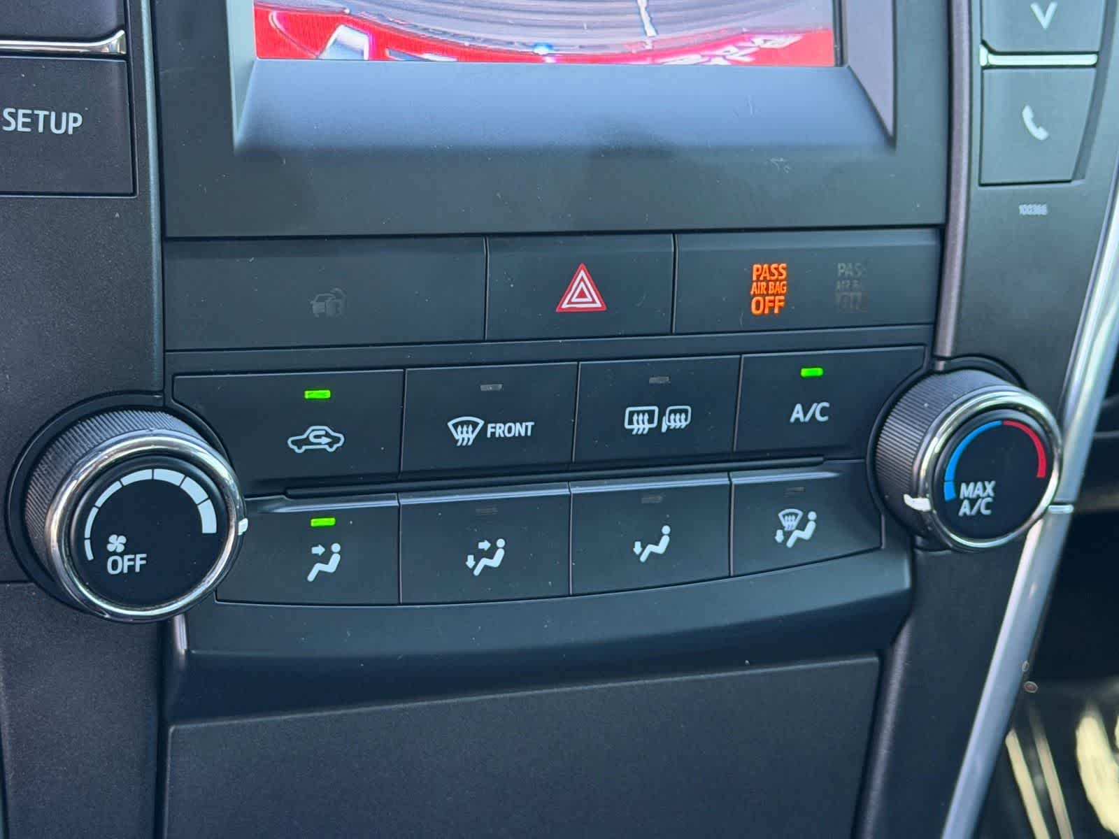 Thumbnail: 2015 Toyota Camry - 26