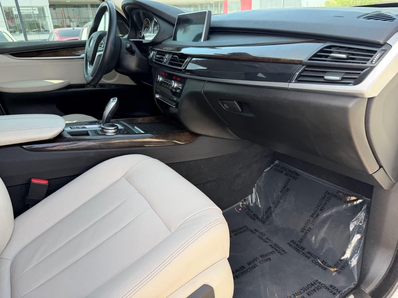 Thumbnail: 2015 BMW X5 - 11