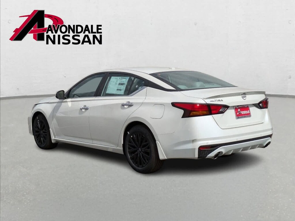 New 2025 Nissan Altima SV Sedan