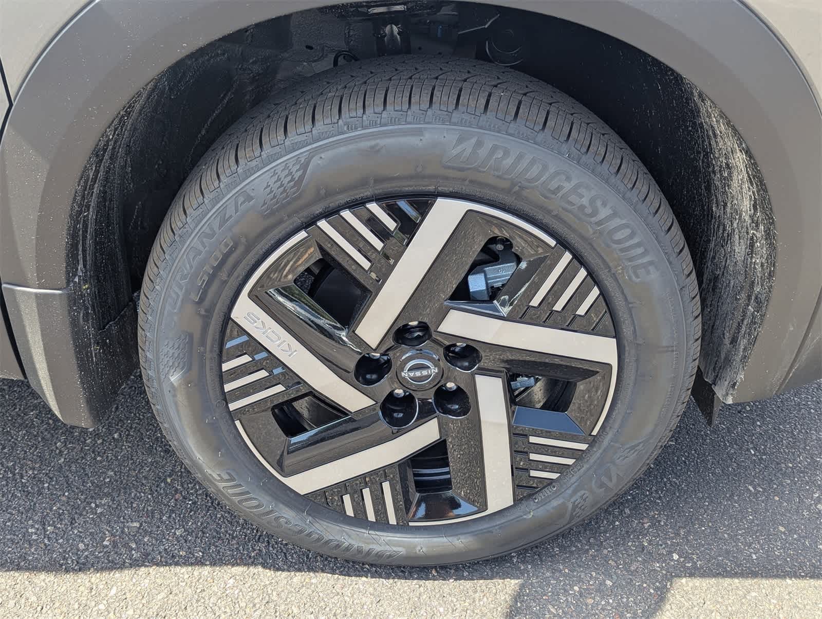 Thumbnail: 2026 Nissan Kicks - 10